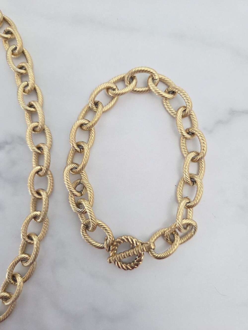 Chunky Gold Chain Toggle Necklace & Bracelet Set Twisted Oval Links - Picture 5 of 15